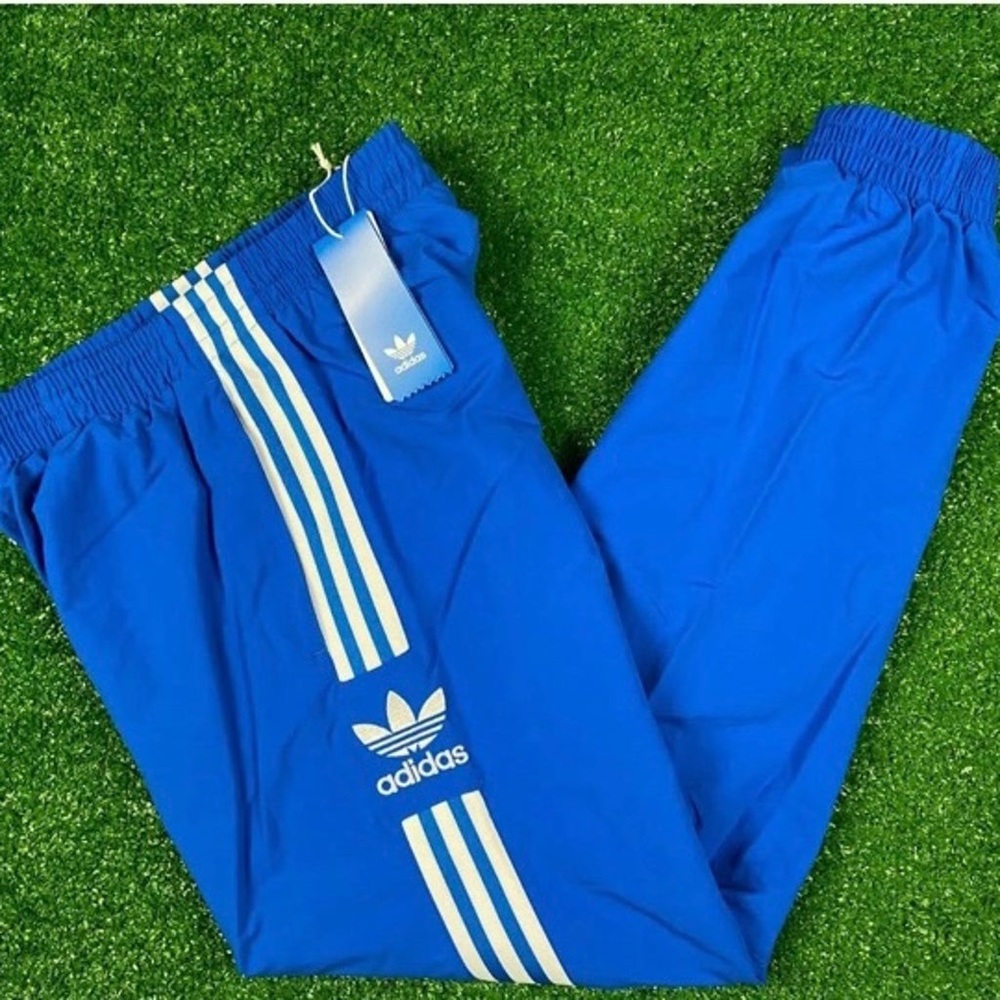 Brand new adidas blue pants, size medium